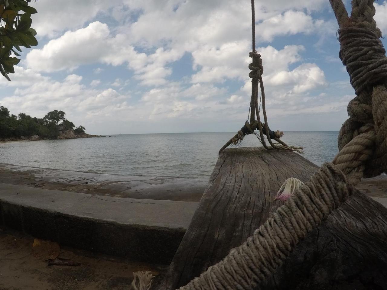 Dolphin Bay Beach Resort Ko Pha Ngan Exterior photo
