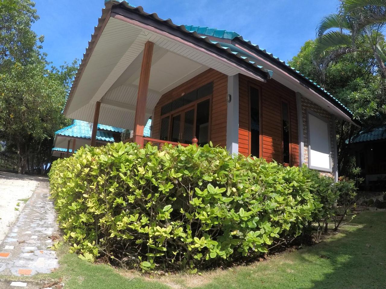 Dolphin Bay Beach Resort Ko Pha Ngan Exterior photo
