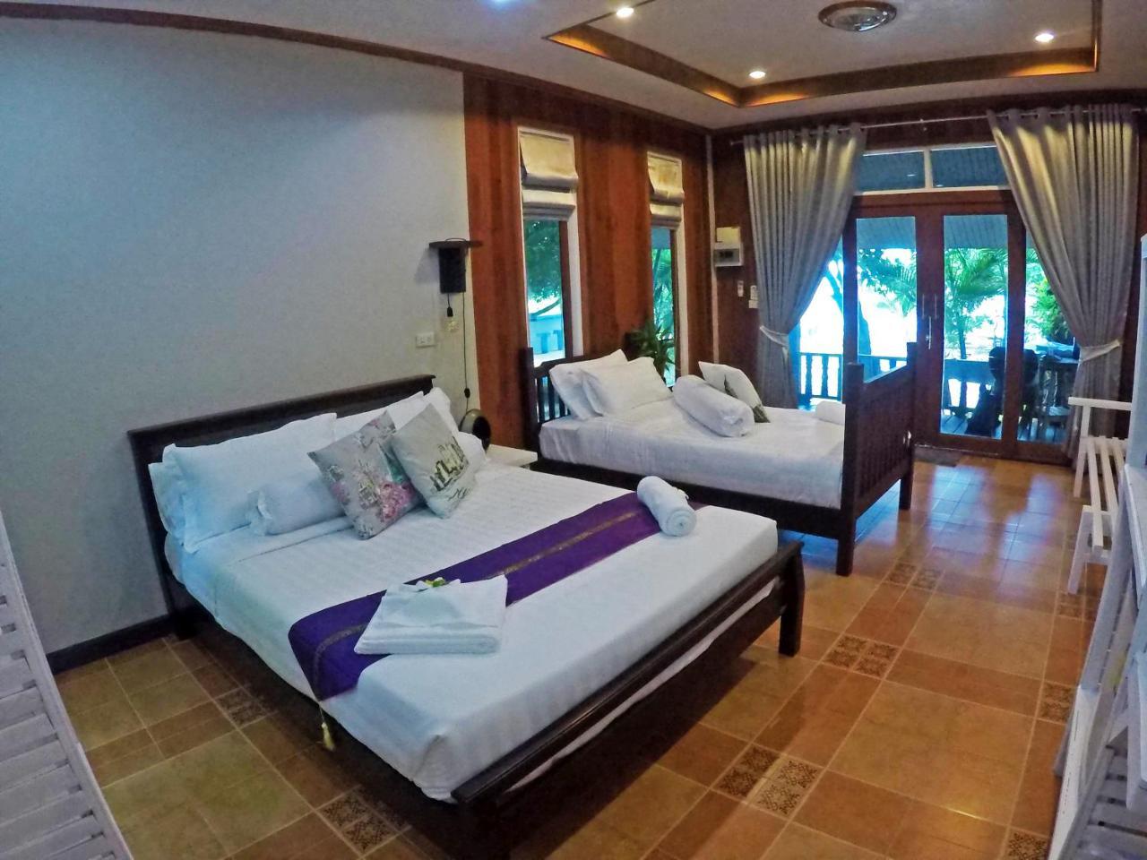 Dolphin Bay Beach Resort Ko Pha Ngan Exterior photo