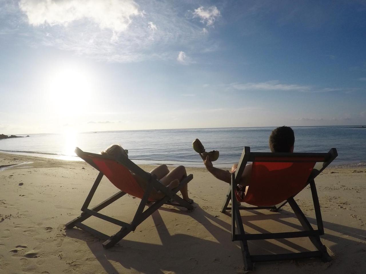Dolphin Bay Beach Resort Ko Pha Ngan Exterior photo